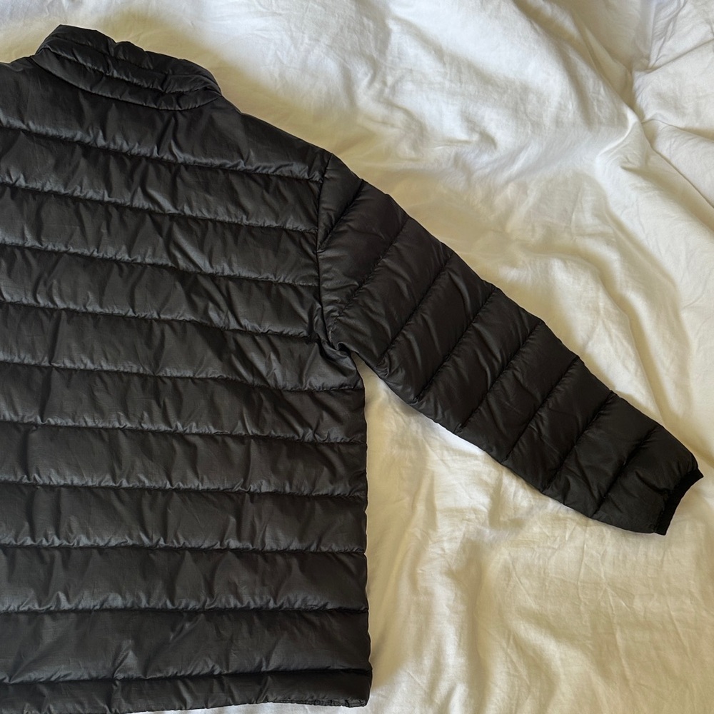 Patagonia Kid’s Black Puffer Jacket - Picture 6 of 7